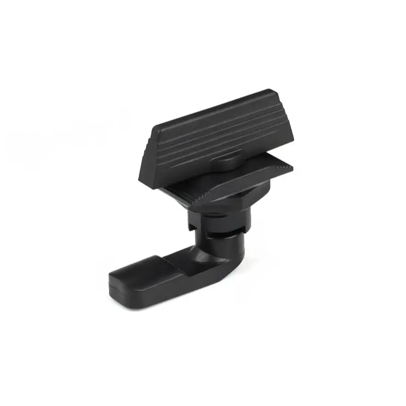 Заключване на вратата на фундаментната кутия